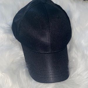 Black baseball cap